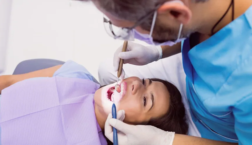 01-dental-exam-ext